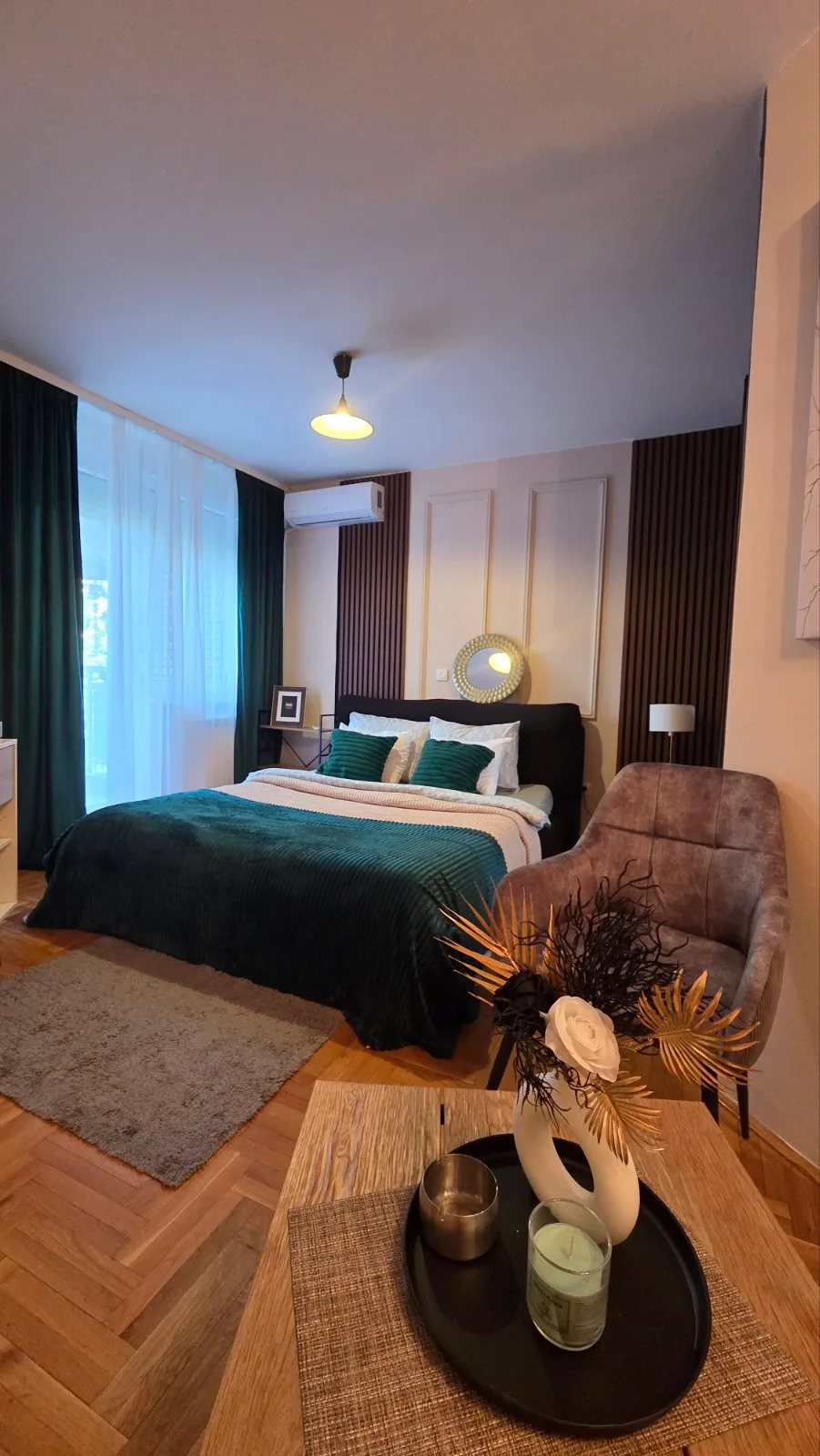 Spavaća soba posle renoviranja stana u Beogradu — Adaptera